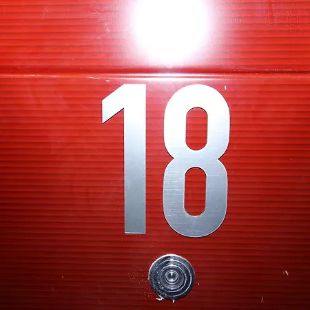 Milmari M18 Apartment *