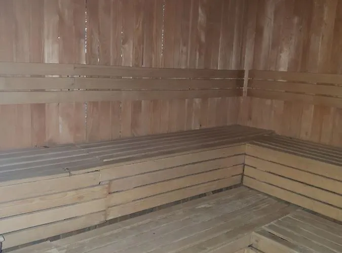 شقة Milmari M18 *